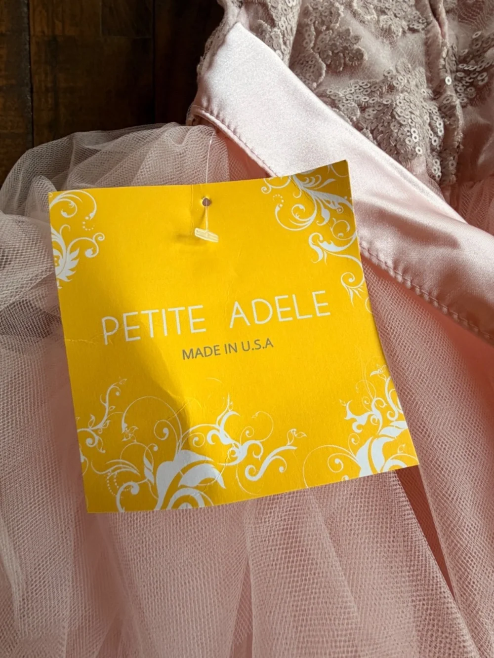 Petite Adele absolutely stunning